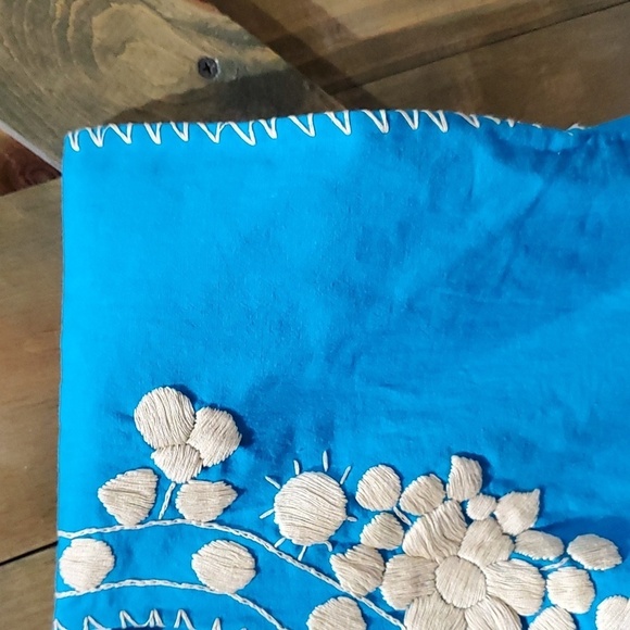 MEXICAN ARTISAN TOP HAND  EMBROIDERED - Picture 4 of 6